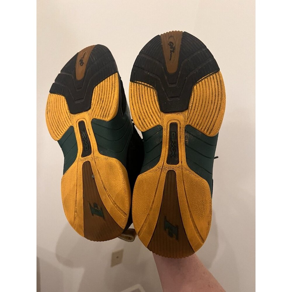 Reebok Answer V Bethel High School Size 10 Sneakers Shoes Green Black - Picture 2 of 6